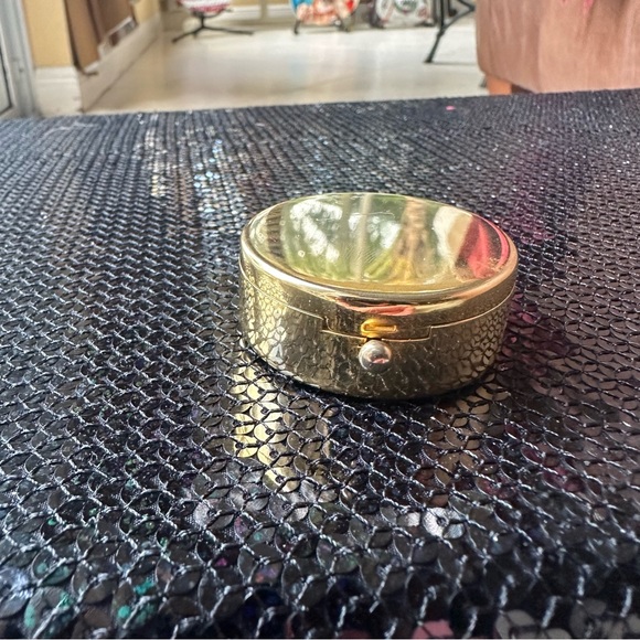 Pillbox - Picture 6 of 8